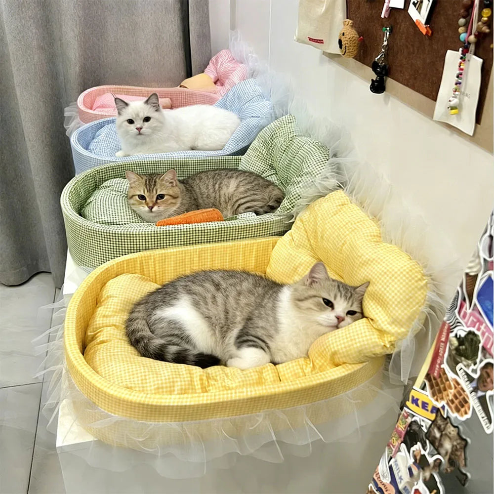 Lace-Trimmed Princess Sofa Bed for Cats Dogs